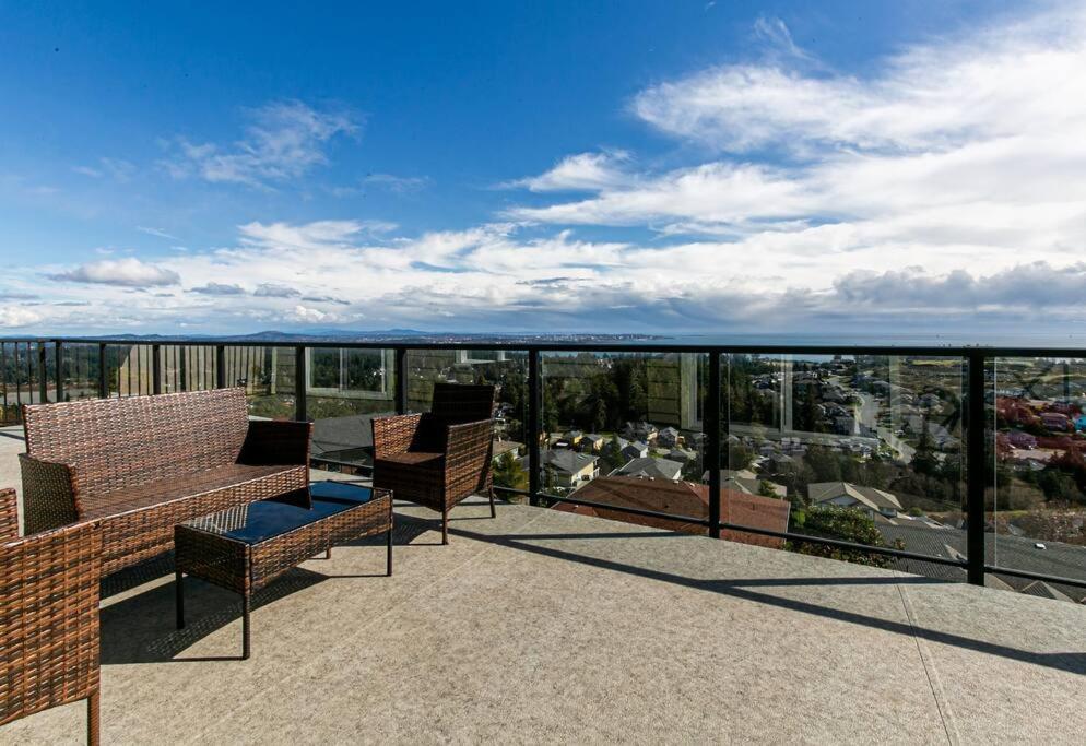 빅토리아 Eagle'S View Penthouse 아파트 외부 사진